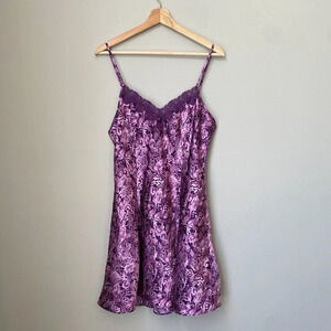 VTG Sophia by Delicates Women's Medium Satin Lace Floral Slip Dress Nightgown